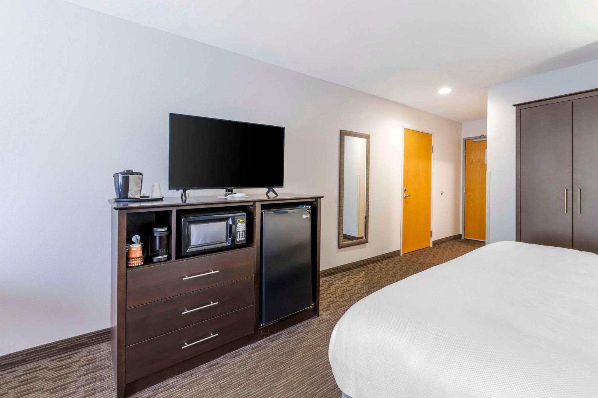 Comfort Inn & Suites New Lisbon Exterior foto