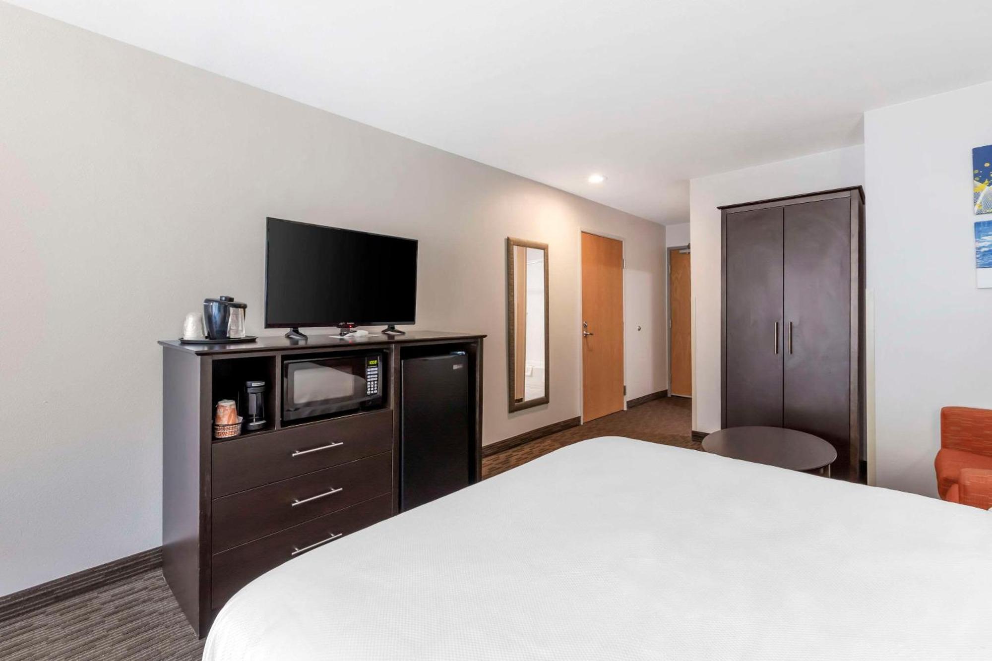 Comfort Inn & Suites New Lisbon Exterior foto