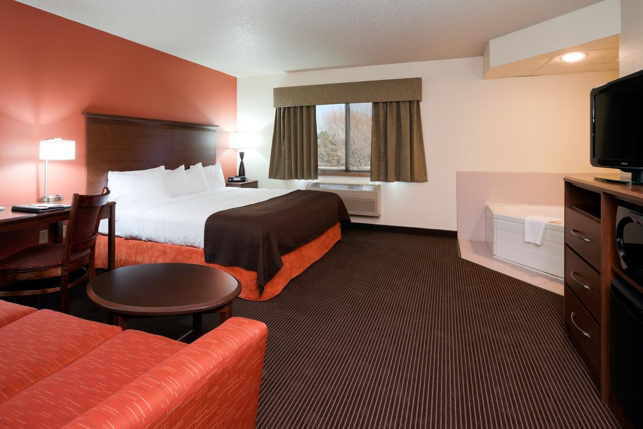 Comfort Inn & Suites New Lisbon Exterior foto