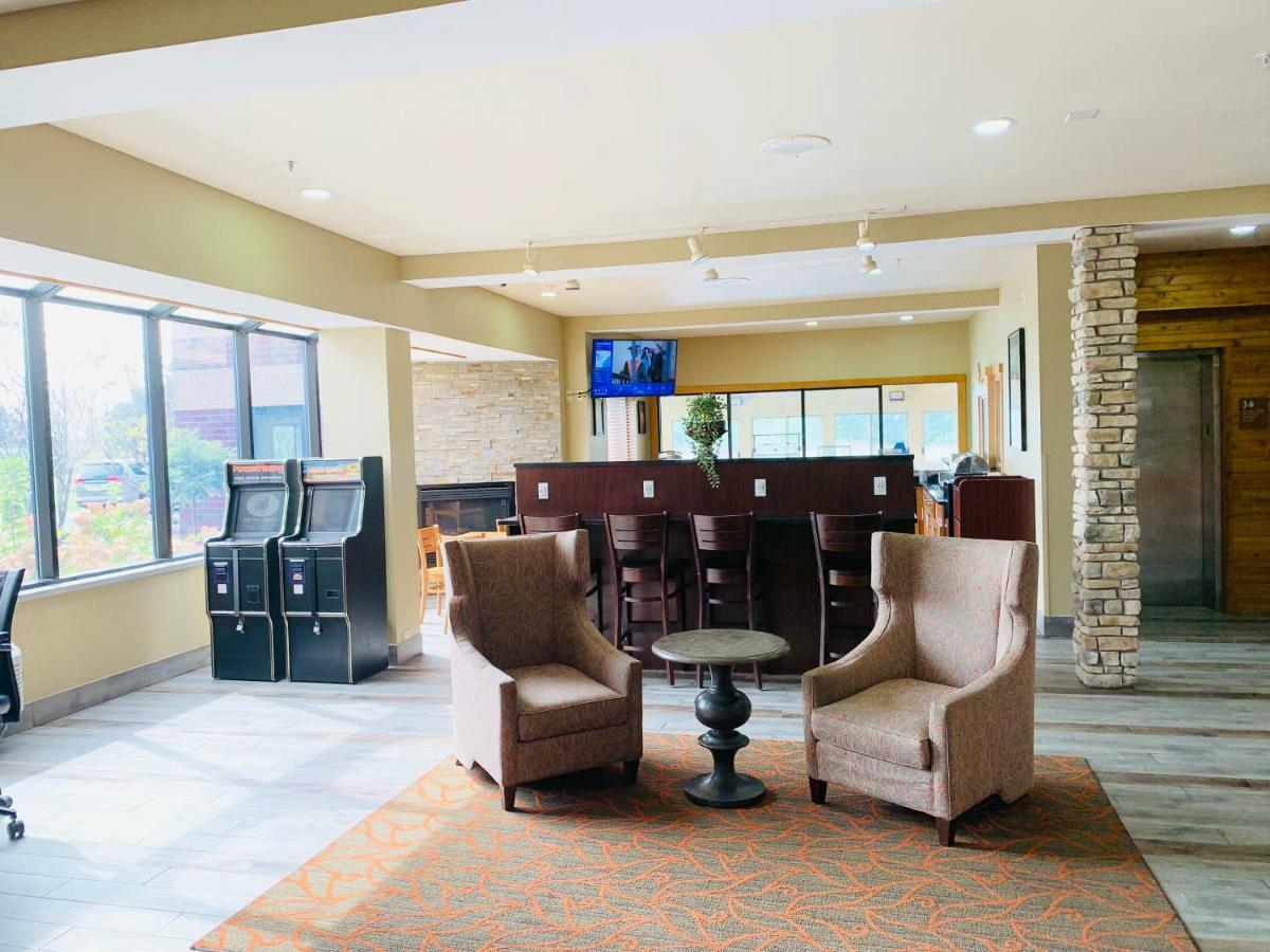 Comfort Inn & Suites New Lisbon Exterior foto